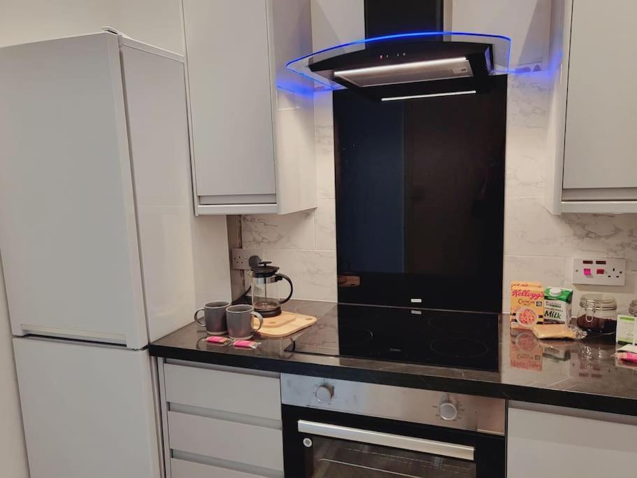 High Street, 2 Bed, Newly Refurb Daire Leamington Spa Dış mekan fotoğraf