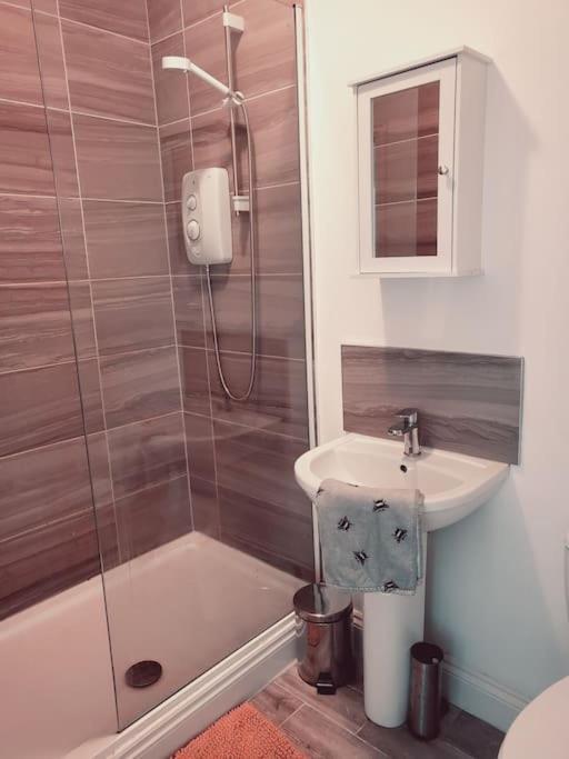 High Street, 2 Bed, Newly Refurb Daire Leamington Spa Dış mekan fotoğraf