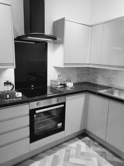 High Street, 2 Bed, Newly Refurb Daire Leamington Spa Dış mekan fotoğraf